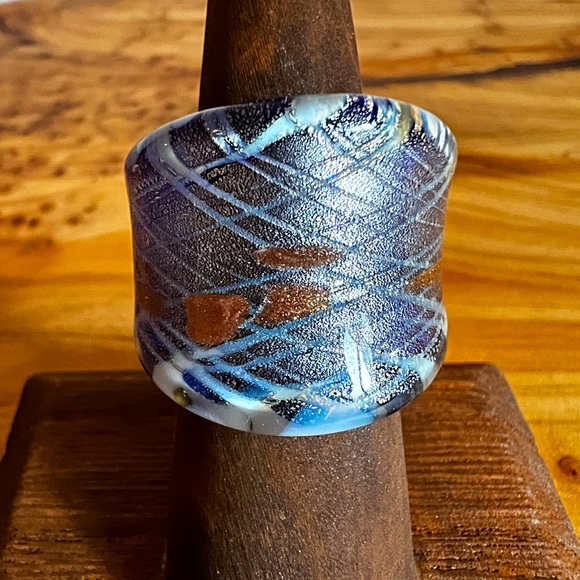 💎🔥💎 UNIQUE Hand Blown Glass Ring - Picture 1 of 8